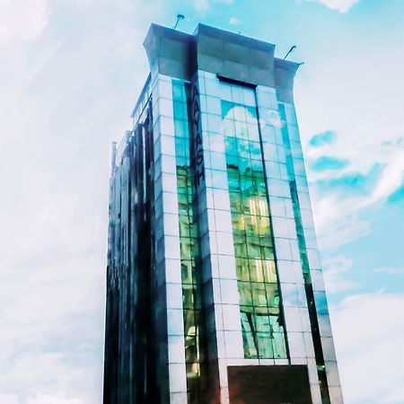 Oyo 8998 Hotel Aayash Liluāh Esterno foto