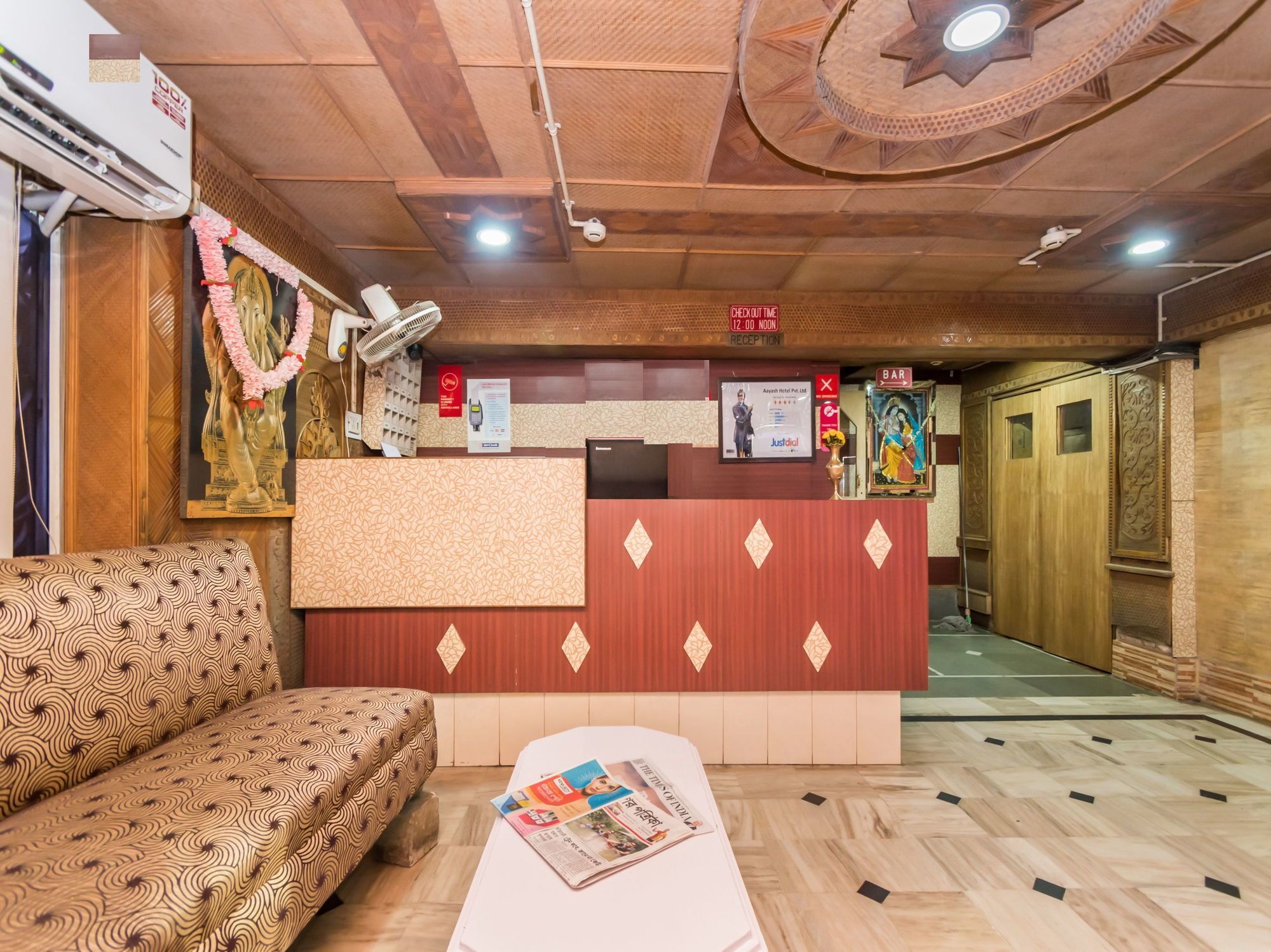 Oyo 8998 Hotel Aayash Liluāh Esterno foto